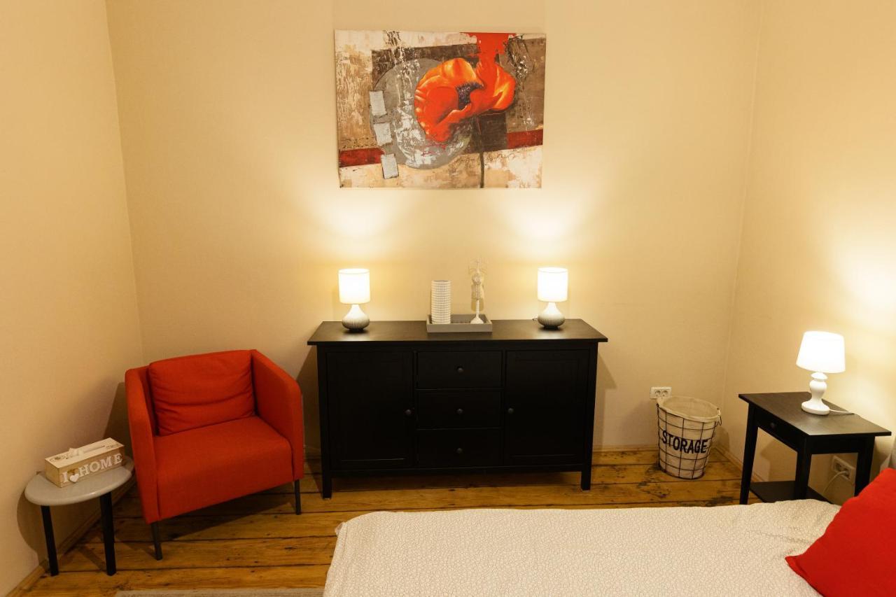 Chic Apartment In Historical City Center Timişoara Exterior foto