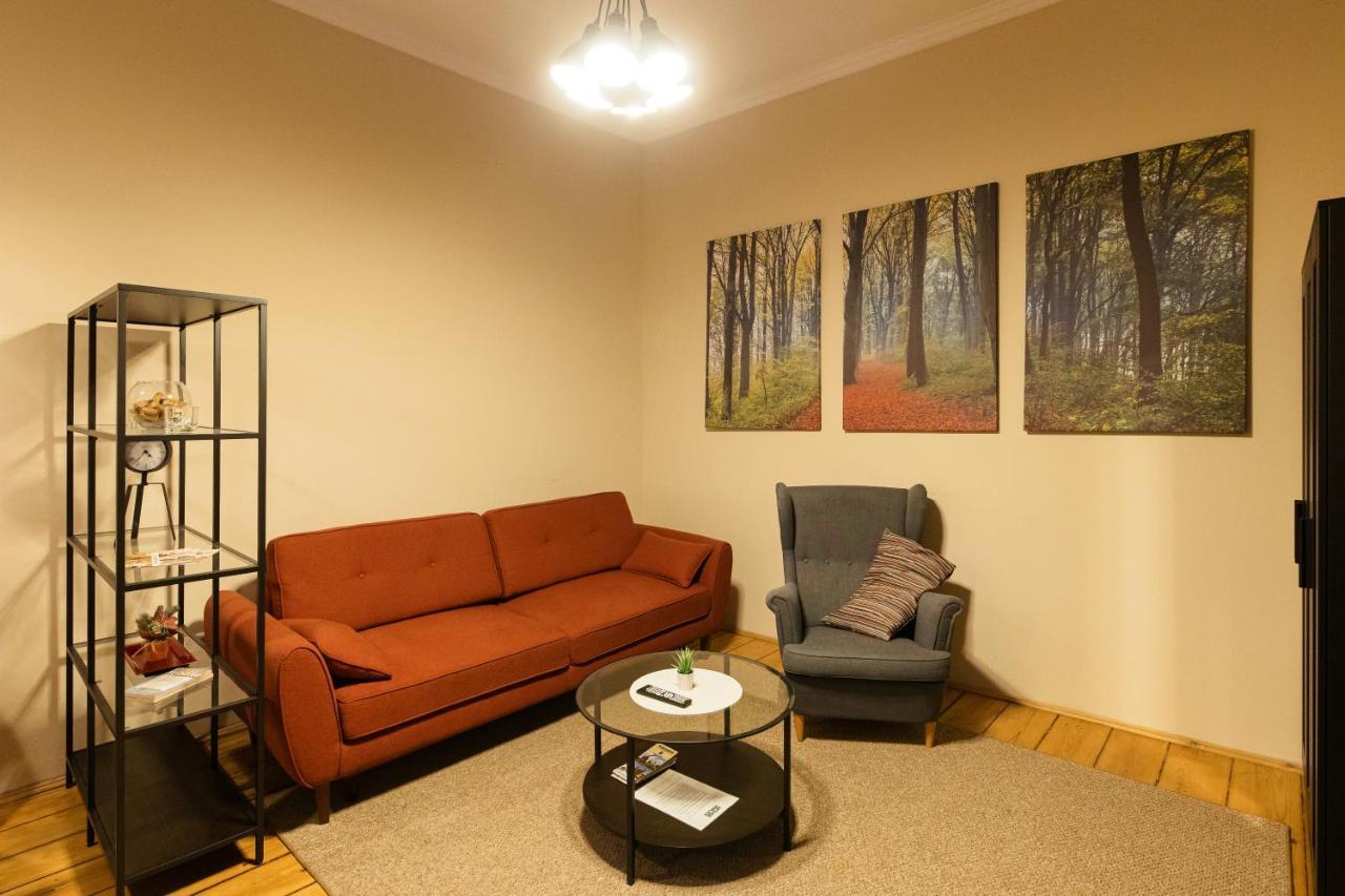 Chic Apartment In Historical City Center Timişoara Exterior foto