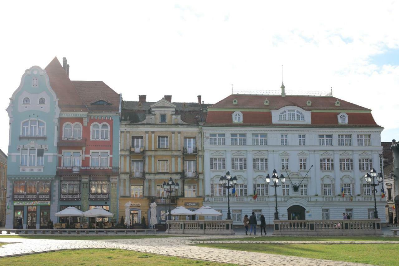 Chic Apartment In Historical City Center Timişoara Exterior foto